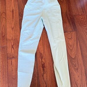 ALO Light Green leggings